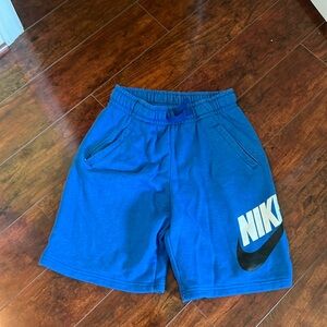Boys nike shorts